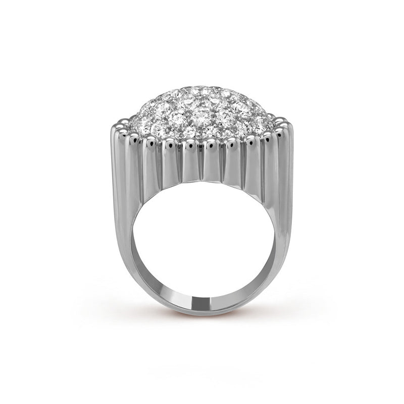 18K Van Cleef & Arpels Perlee Diamond Ring