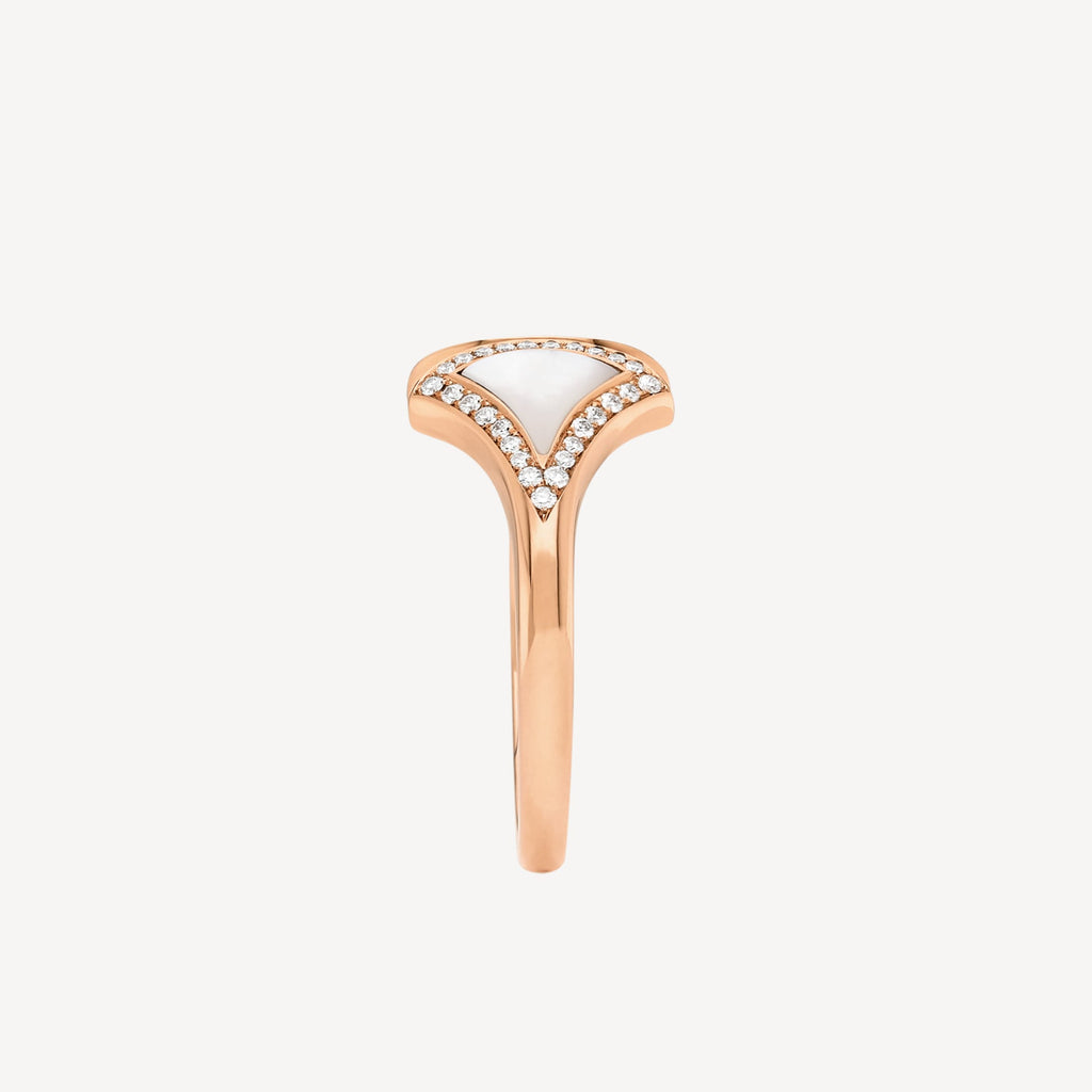 18K BVLGARI BV Divas' Dream Pearl Ring