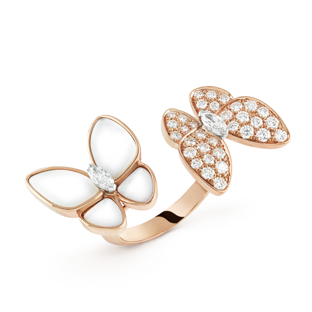 18K Van Cleef & Arpels Two Butterfly Between the Finger Pearl Ring