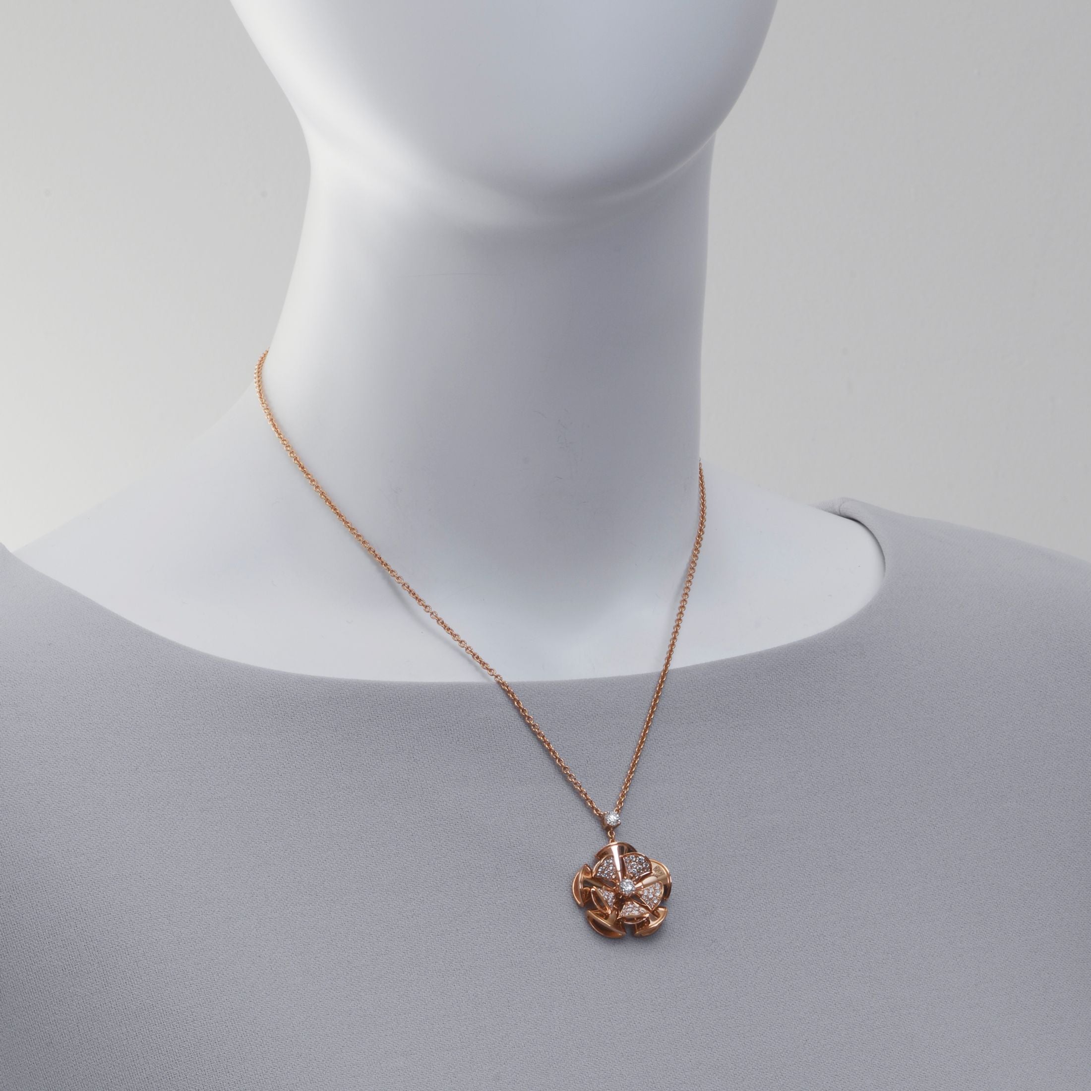 18K BVLGARI BV DIVAS' DREAM Necklace