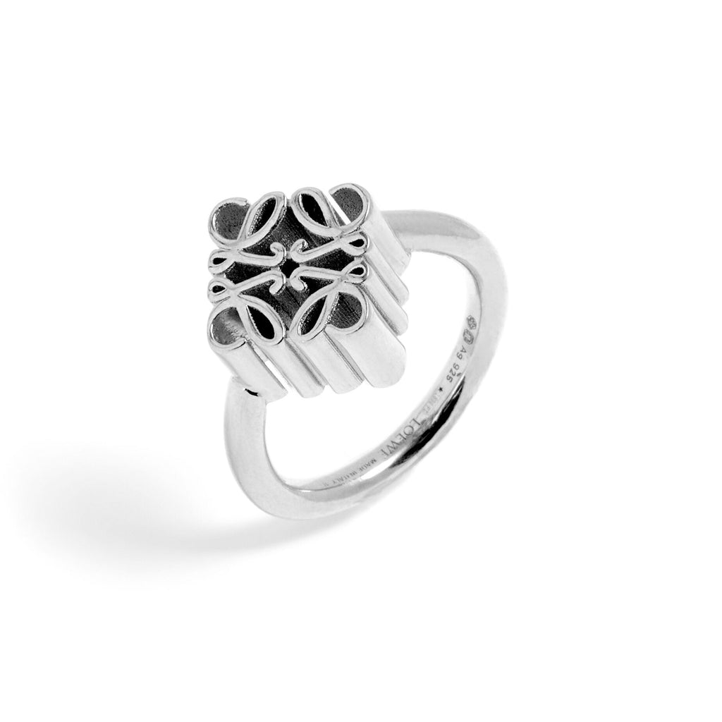 18K Loewe Anagram Single Anagram Ring