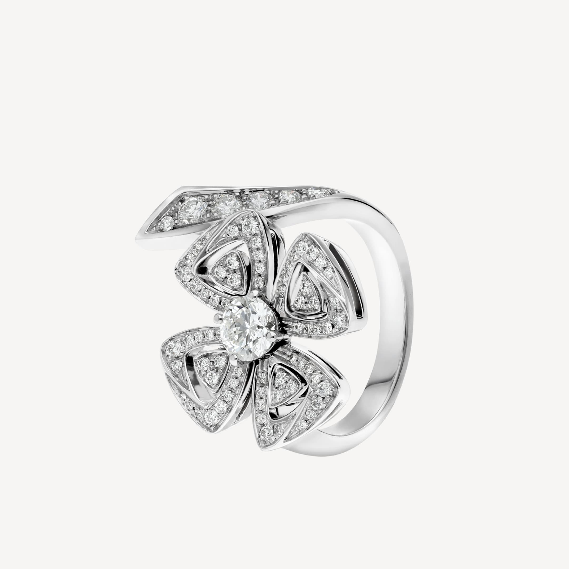 18K BVLGARI BV Fiorever Ring