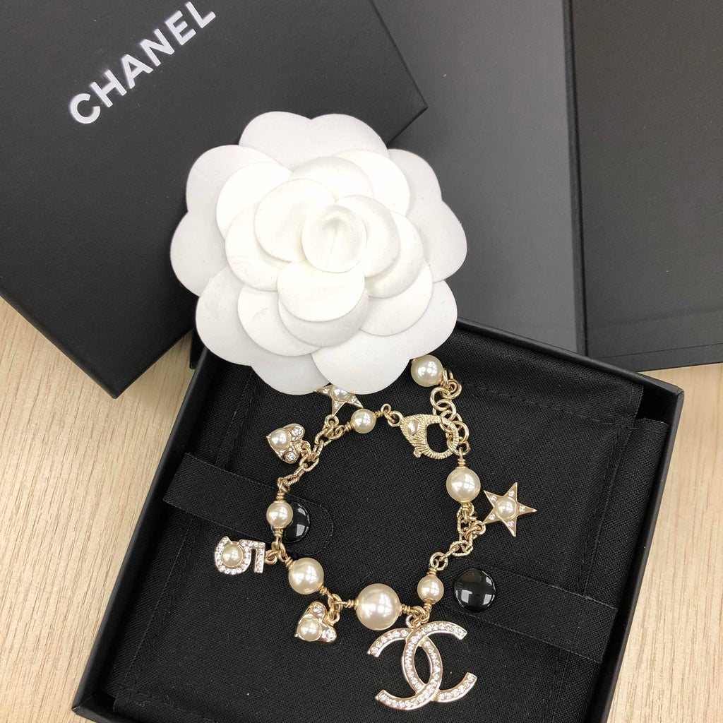 18K Chanel Pearls & Diamonds Bracelet