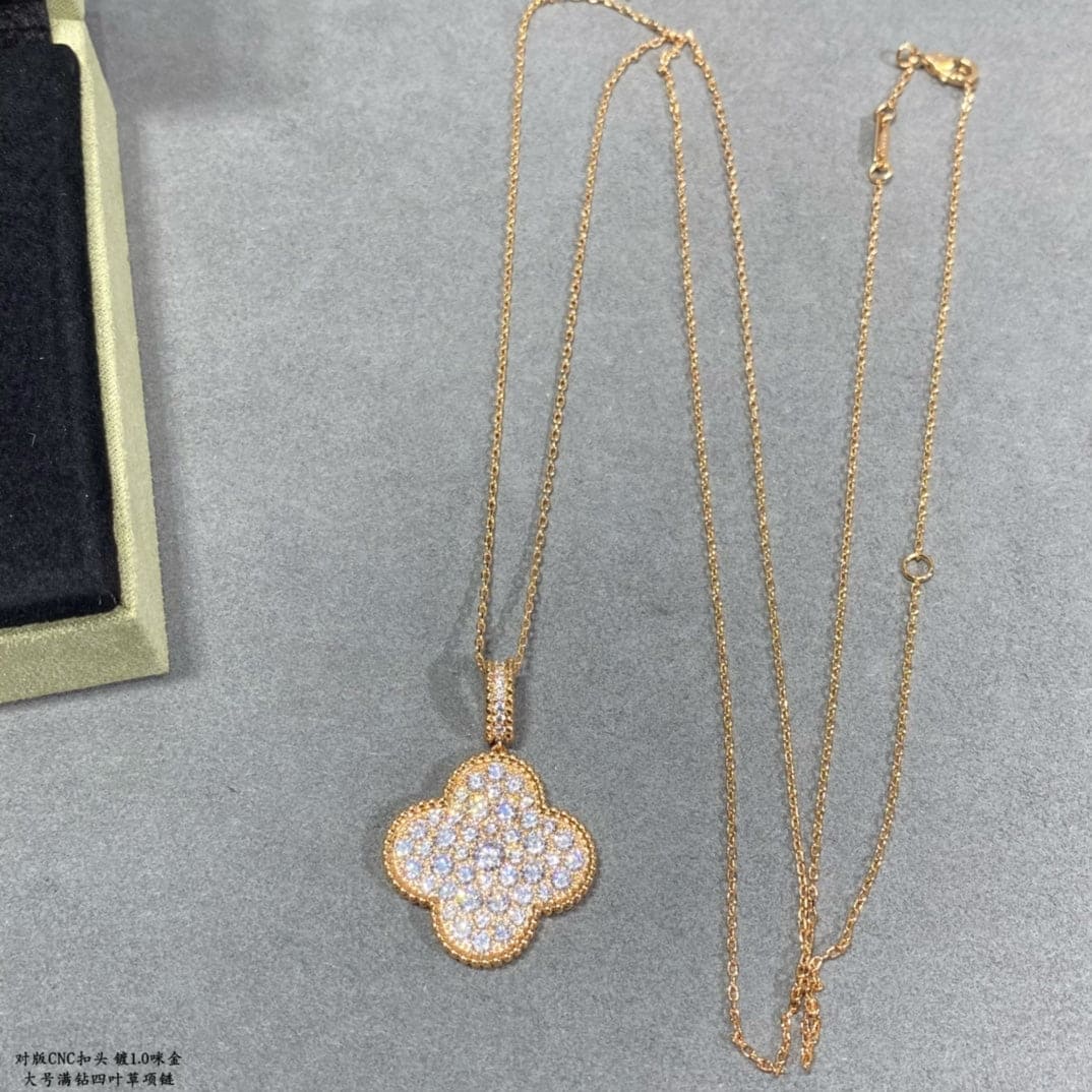 18K Van Cleef & Arpels Magic Alhambra One Motifs Diamonds Clover Necklace