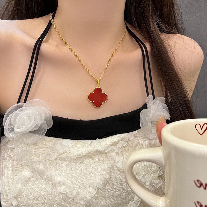 18K Van Cleef & Arpels Magic Alhambra One Motifs Carnelian Clover Necklace