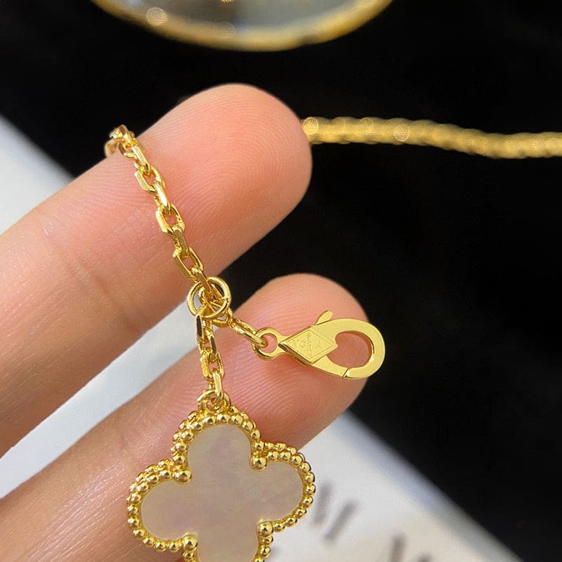 18K Van Cleef & Arpels Magic Alhambra Six Pearls Motifs Clover Necklace