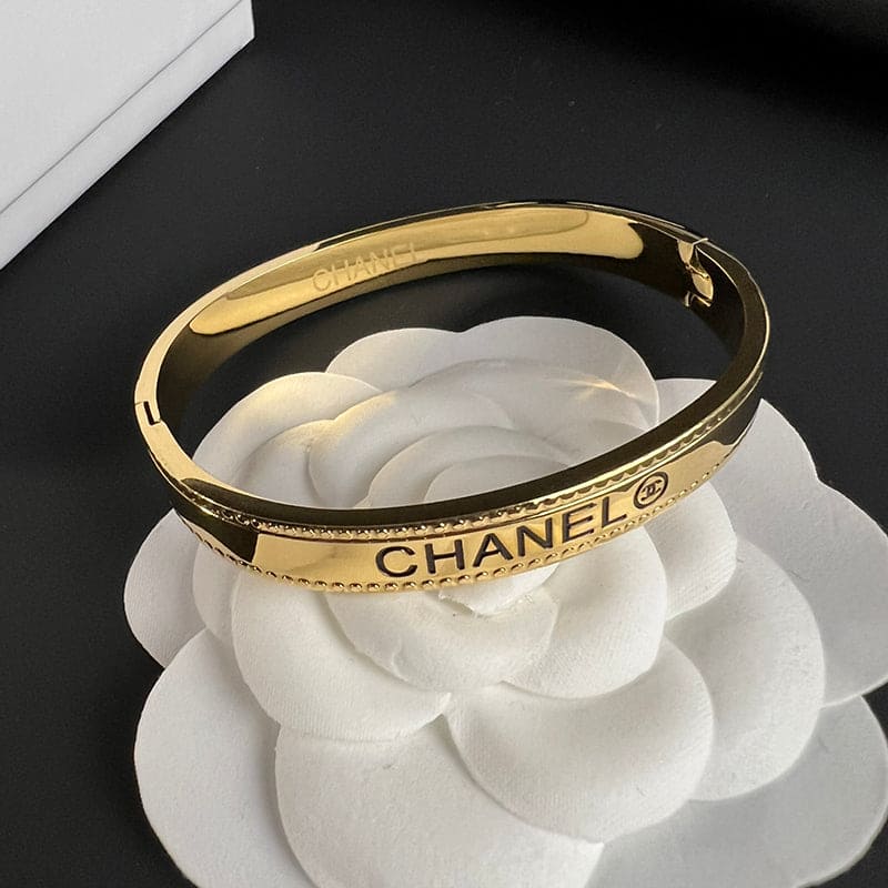 18K Chanel Vintage Bracelet