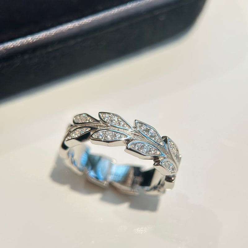 18K Tiffany White Gold Victoria Vine Ring