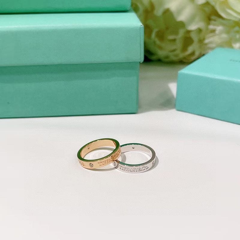 18K Tiffany Rose Gold T Wedding Ring