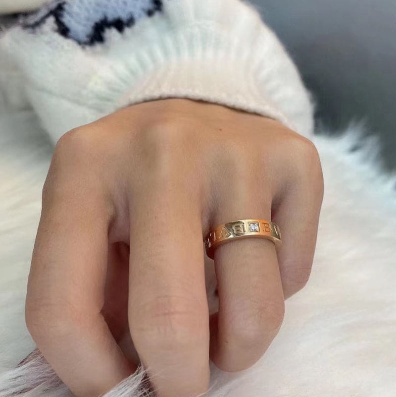 18K BVLGARI White Gold BV Diamond Ring