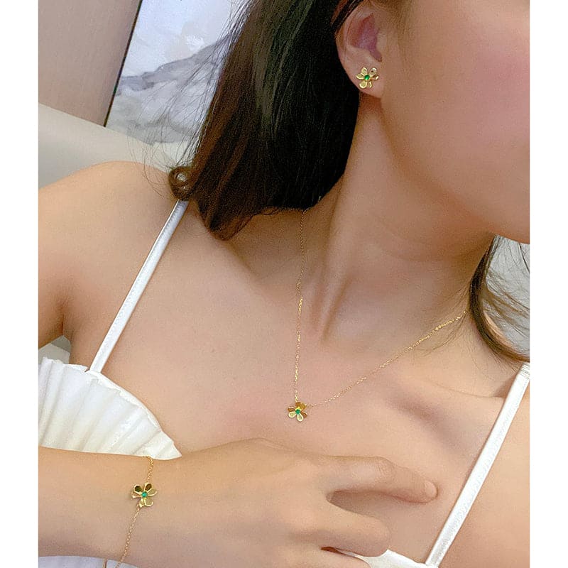 18K Van Cleef & Arpels Frivole Mini Emerald Earrings
