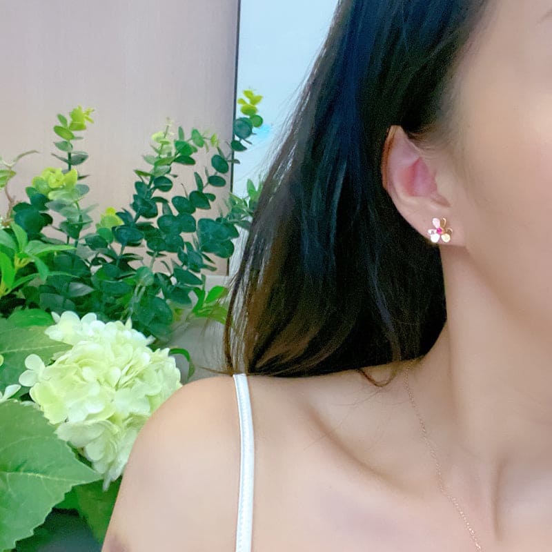 18K Van Cleef & Arpels Frivole Mini Ruby Earrings