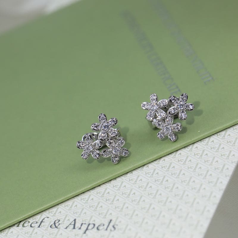 18K Van Cleef & Arpels Lotus Three Flowers Earrings