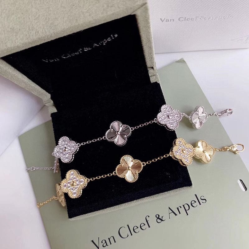 18K Van Cleef & Arpels Vintage Alhambra Five Motifs Diamonds Clover Bracelet