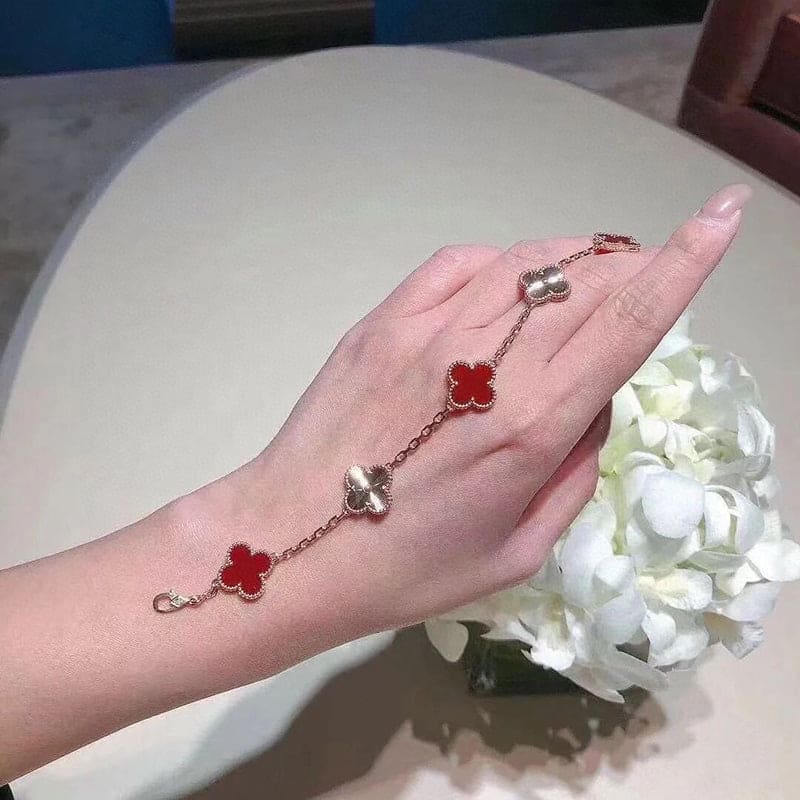 18K Van Cleef & Arpels Vintage Alhambra Five Motifs Carnelian Clover Bracelet