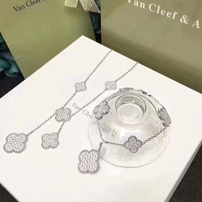 18K Van Cleef & Arpels Magic Alhambra Five Motifs Clover Bracelet
