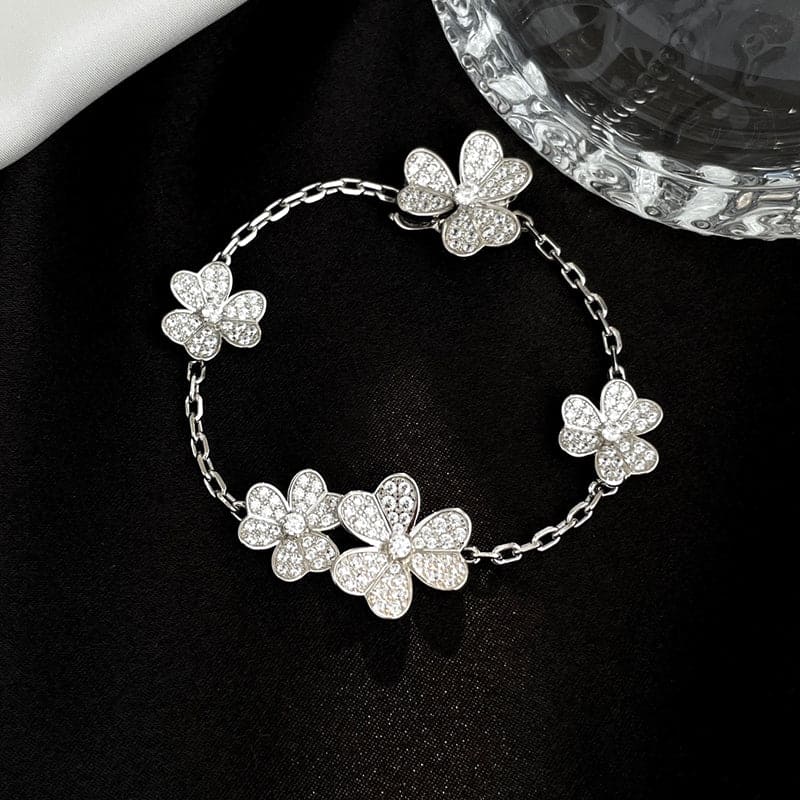 18K Van Cleef & Arpels Frivole Diamonds Clover Bracelet