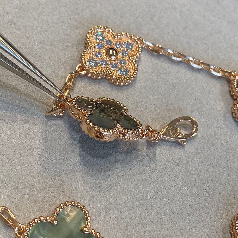 18K Van Cleef & Arpels Vintage Alhambra Five Motifs Pearl Clover Bracelet