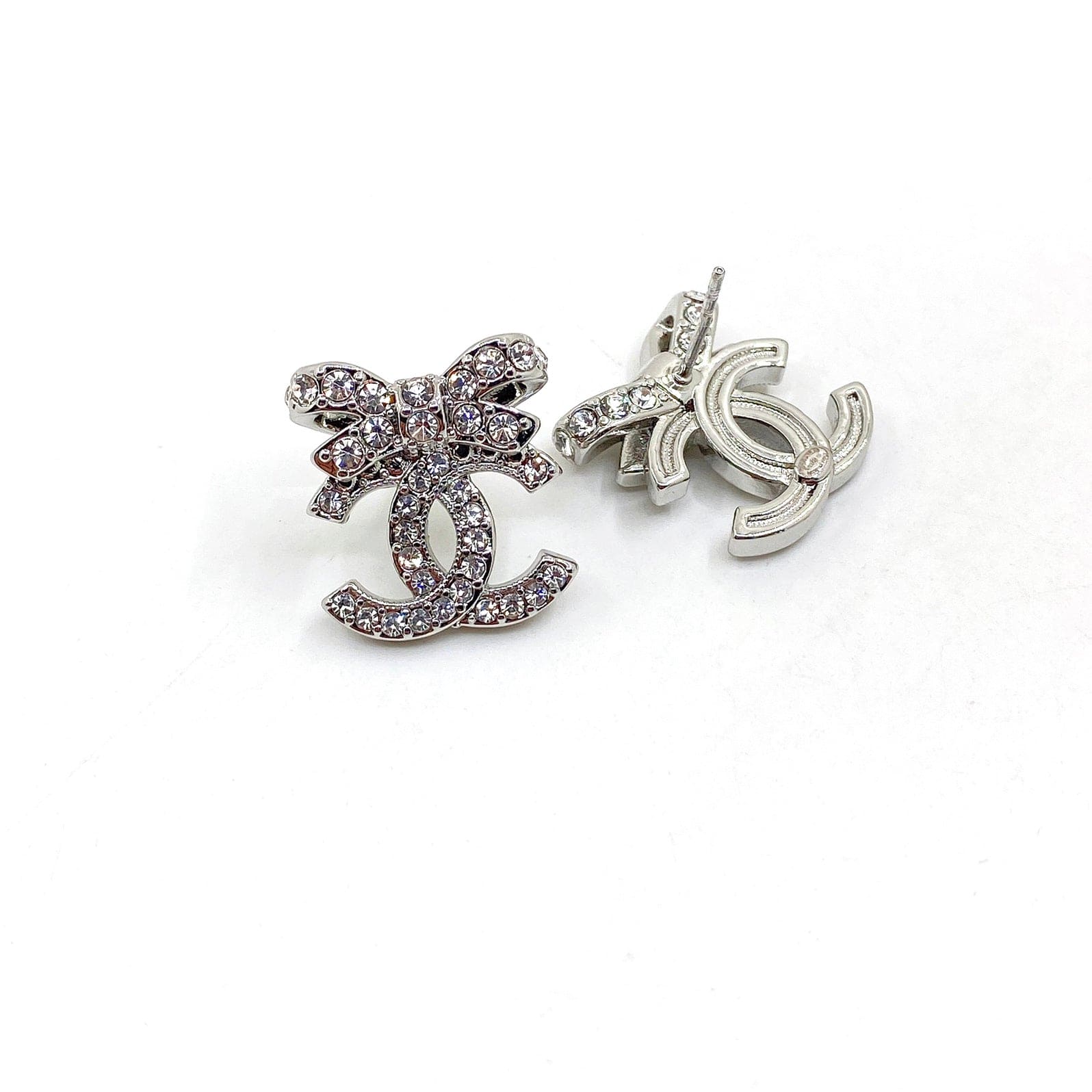 18K Chanel Strass Bow Stud Earrings