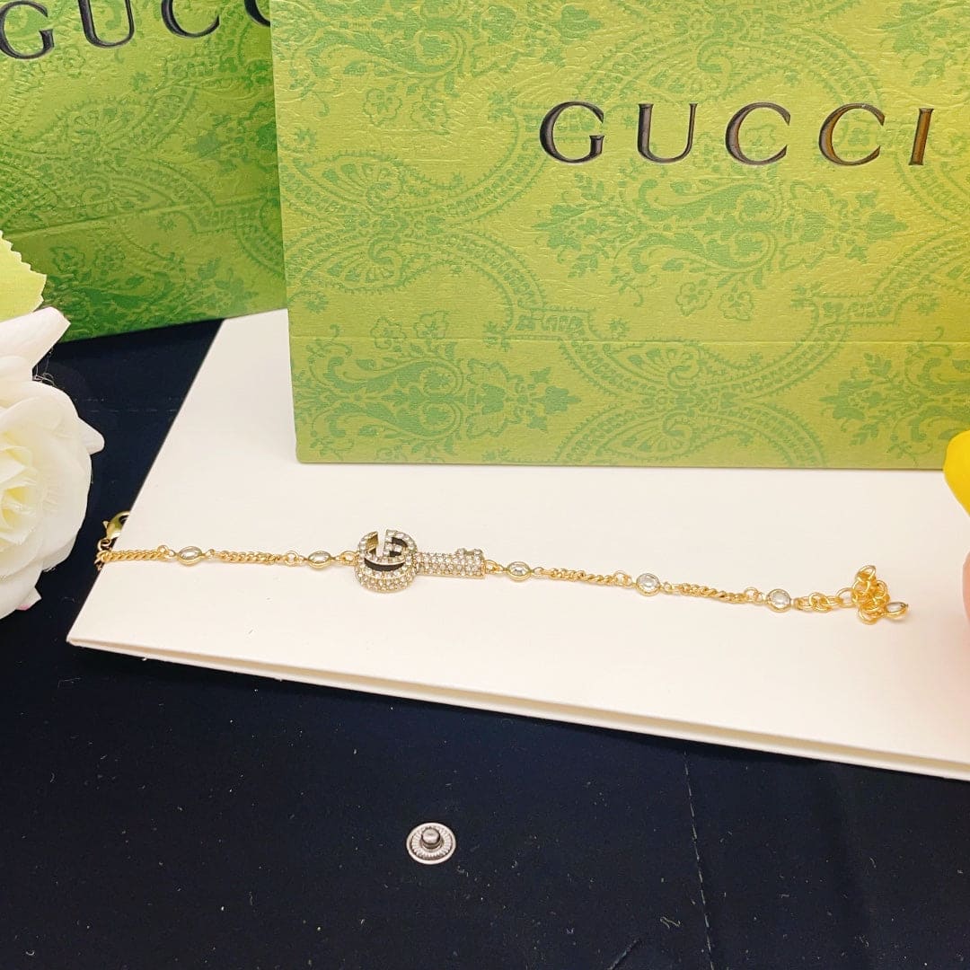 18K Gucci Crystal Key Bracelet