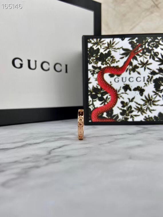 18K Gucci Icon Yellow Gold Ring