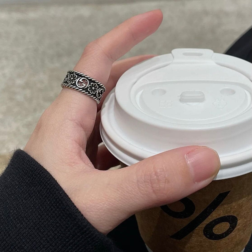 Gucci Aged Sterling Silver Interlocking G Flower Ring