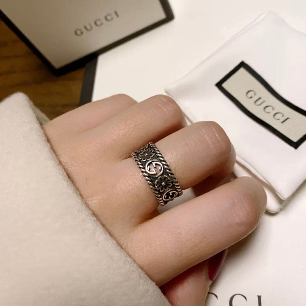 Gucci Aged Sterling Silver Interlocking G Flower Ring