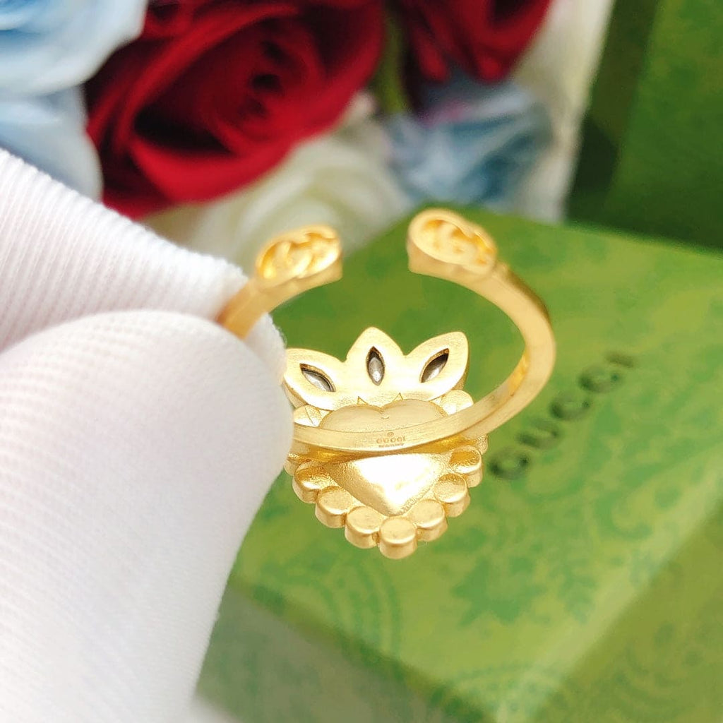 18K Gucci Crystal Heart Ring