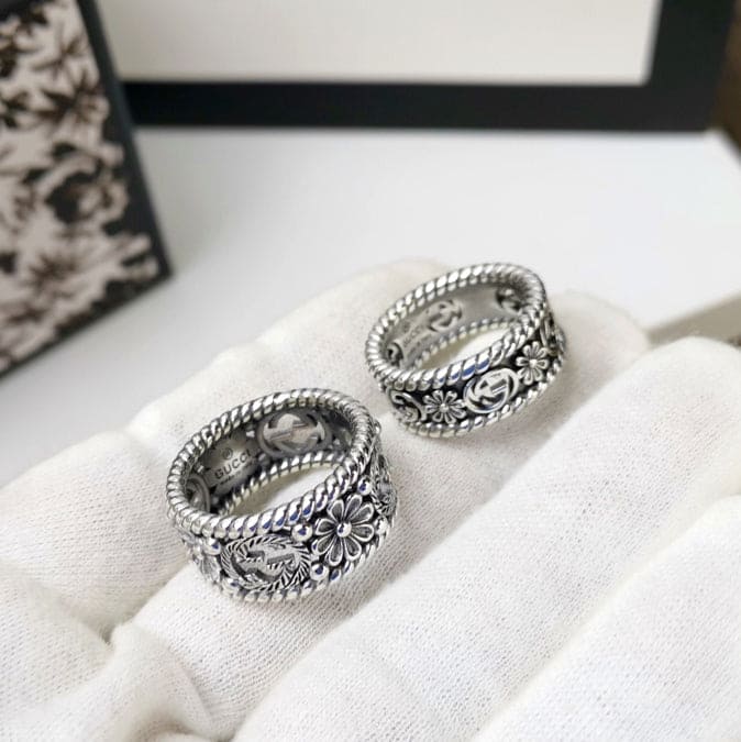 Gucci Interlocking G Flowers Ring