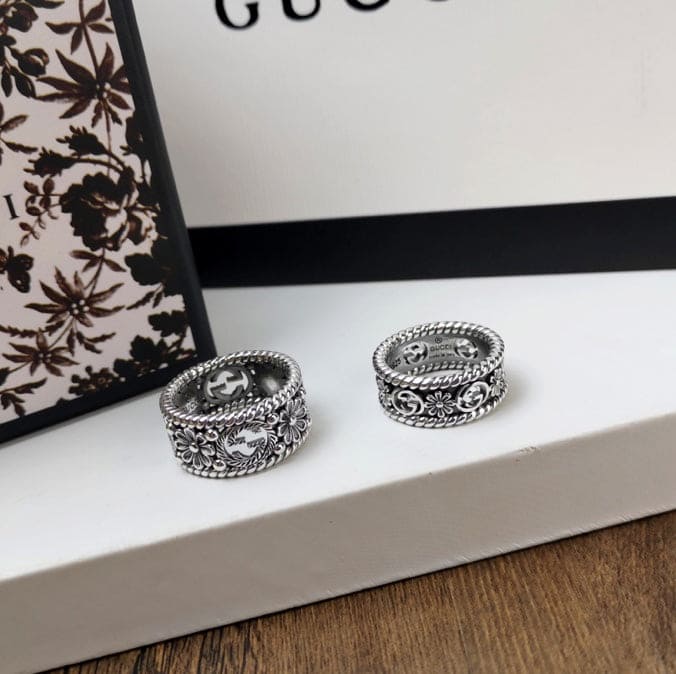 Gucci Interlocking G Flowers Ring