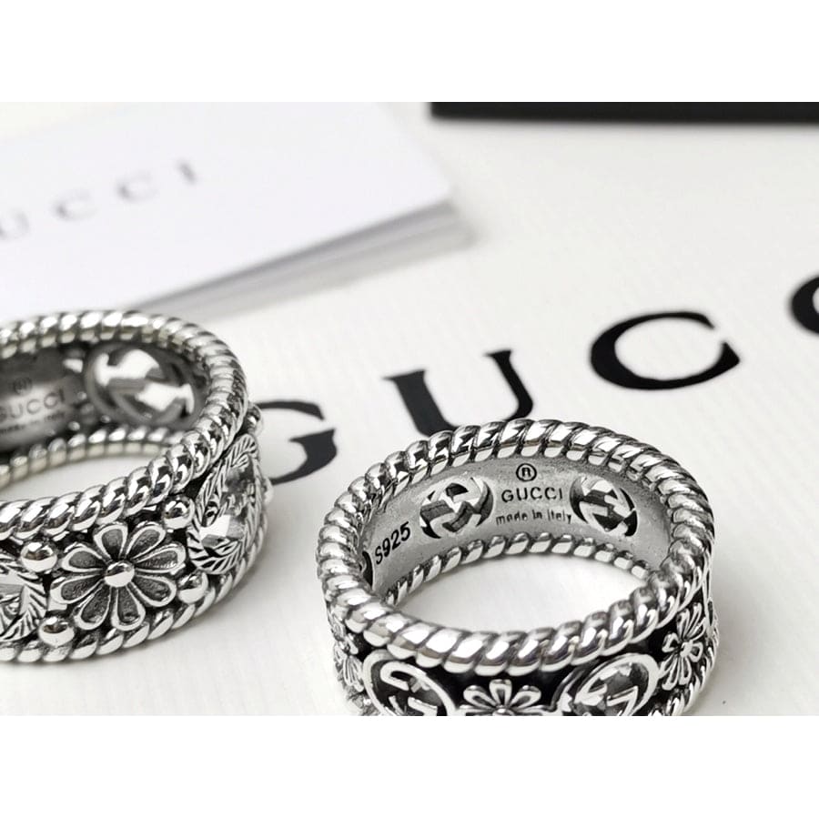 Gucci Interlocking G Flowers Ring
