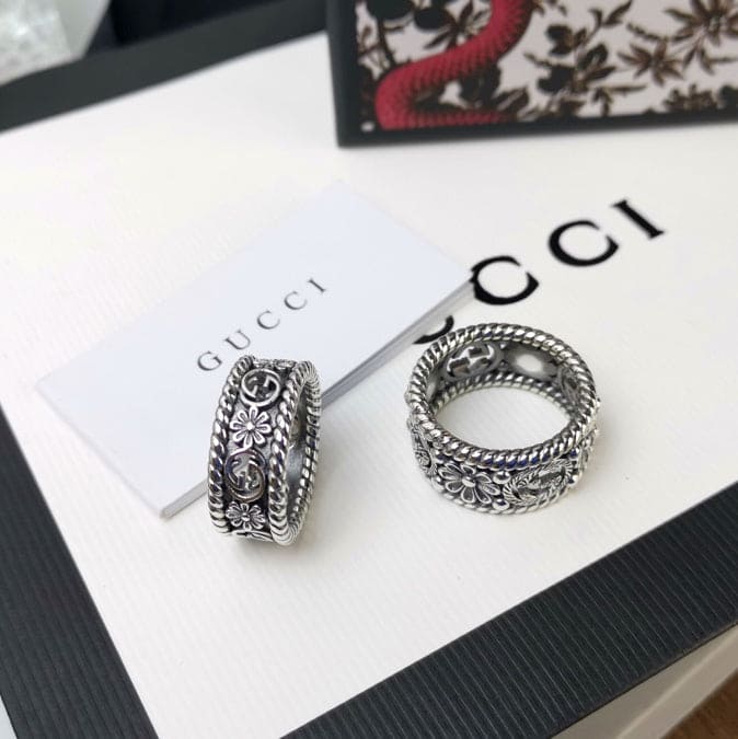 Gucci Interlocking G Flowers Ring
