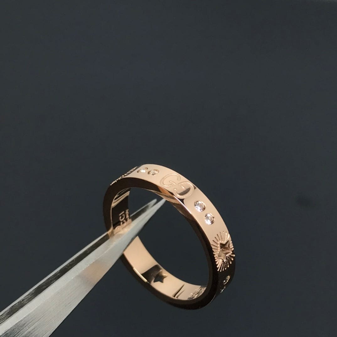 18K Gucci Icon Diamonds Ring