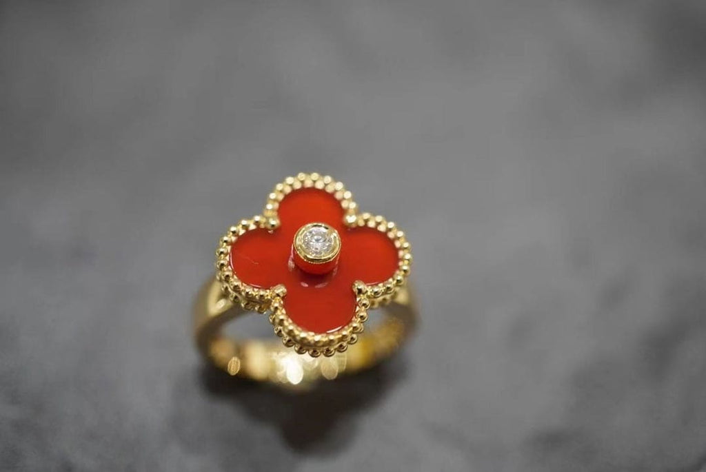 18K Van Cleef & Arpels Vintage Alhambra Carnelian Ring