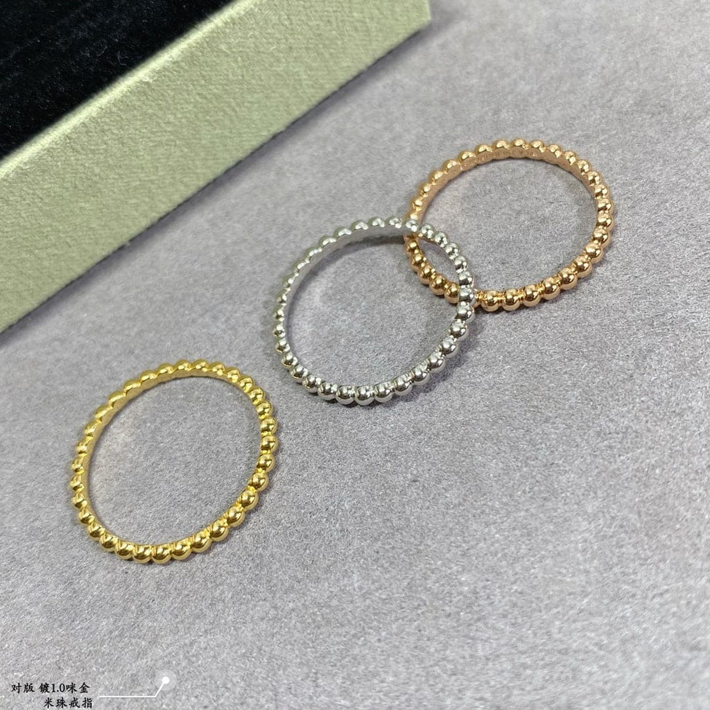 18K Van Cleef & Arpels Yellow Gold Perlee Pearls Of Gold Ring