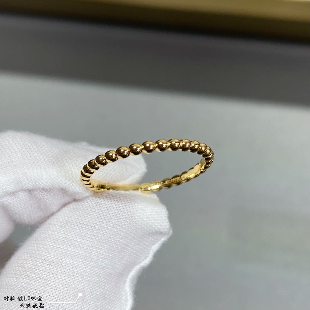 18K Van Cleef & Arpels Yellow Gold Perlee Pearls Of Gold Ring
