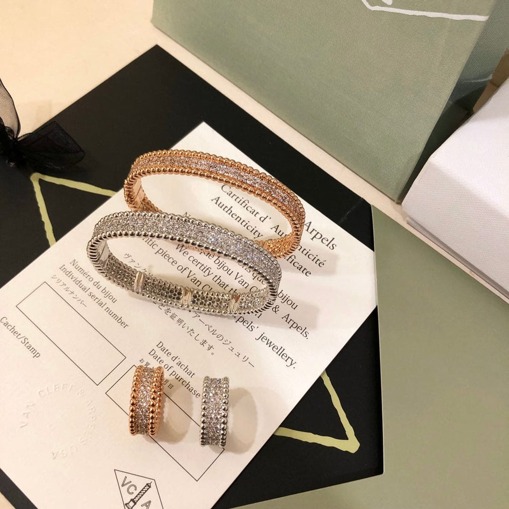 18K Van Cleef & Arpels White Gold Perlee Diamonds 3 Row Ring