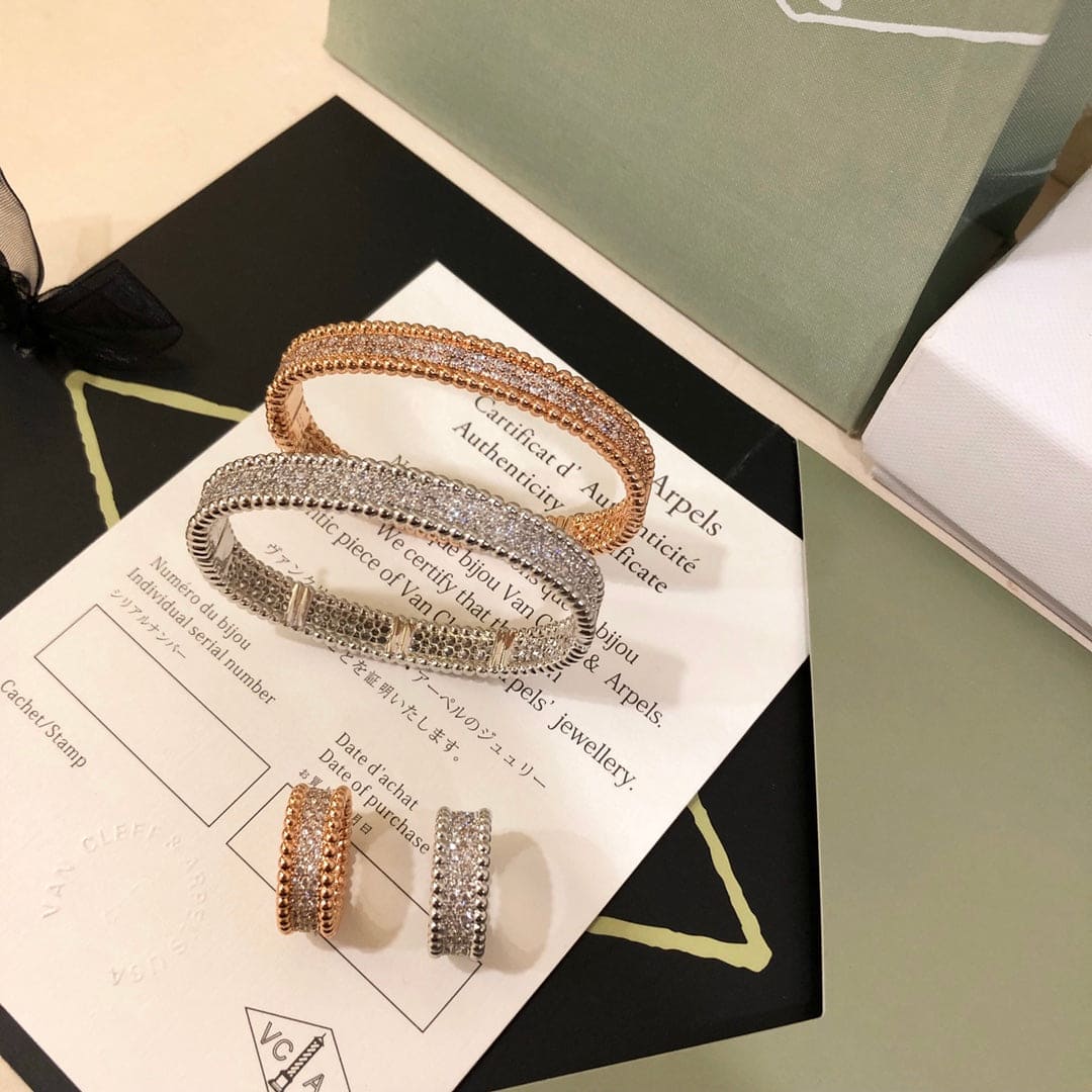 18K Van Cleef & Arpels White Gold Perlee Diamonds 3 Row Ring