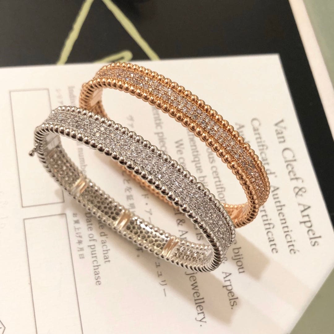 18K Van Cleef & Arpels White Gold Perlee Diamonds 3 Row Ring