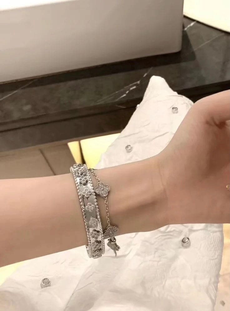 18K Van Cleef & Arpels White Gold Perlee Clovers Bracelet