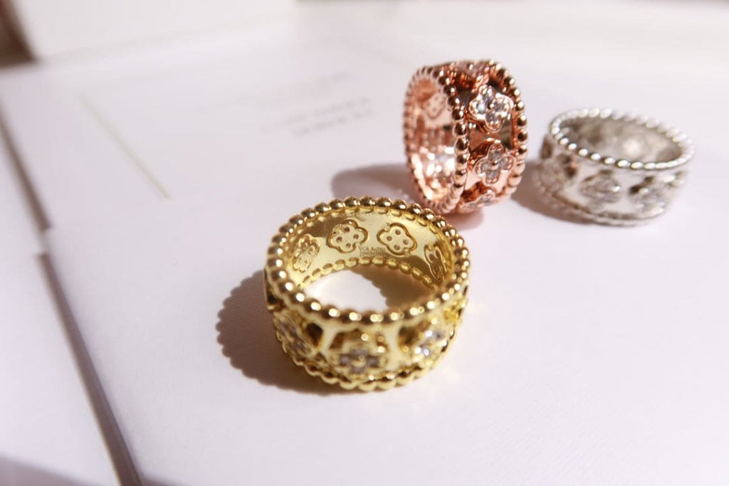18K Van Cleef & Arpels Yellow Gold Perlee Clovers Ring