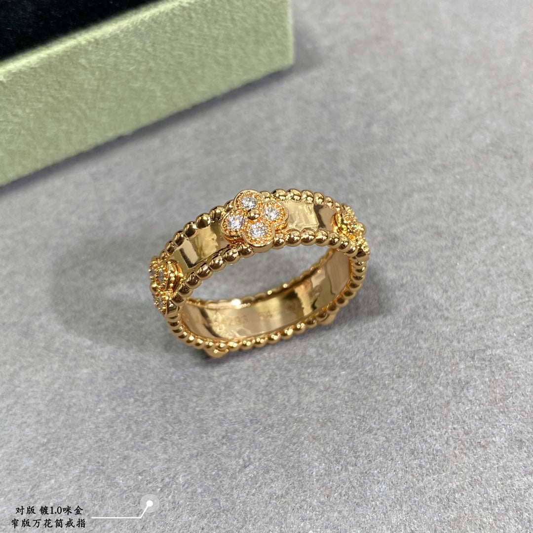 18K Van Cleef & Arpels Rose Gold Perlee Clovers Ring