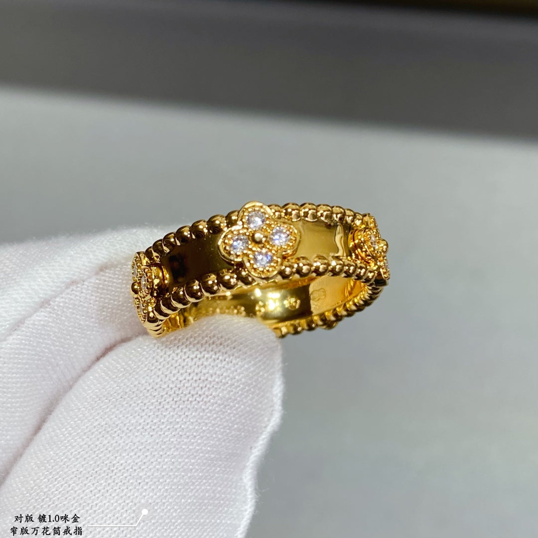 18K Van Cleef & Arpels Rose Gold Perlee Clovers Ring