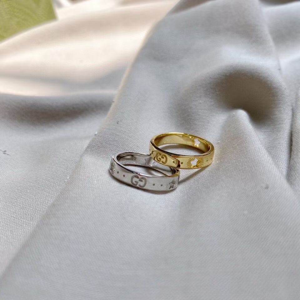 18K Gucci White Gold Ring