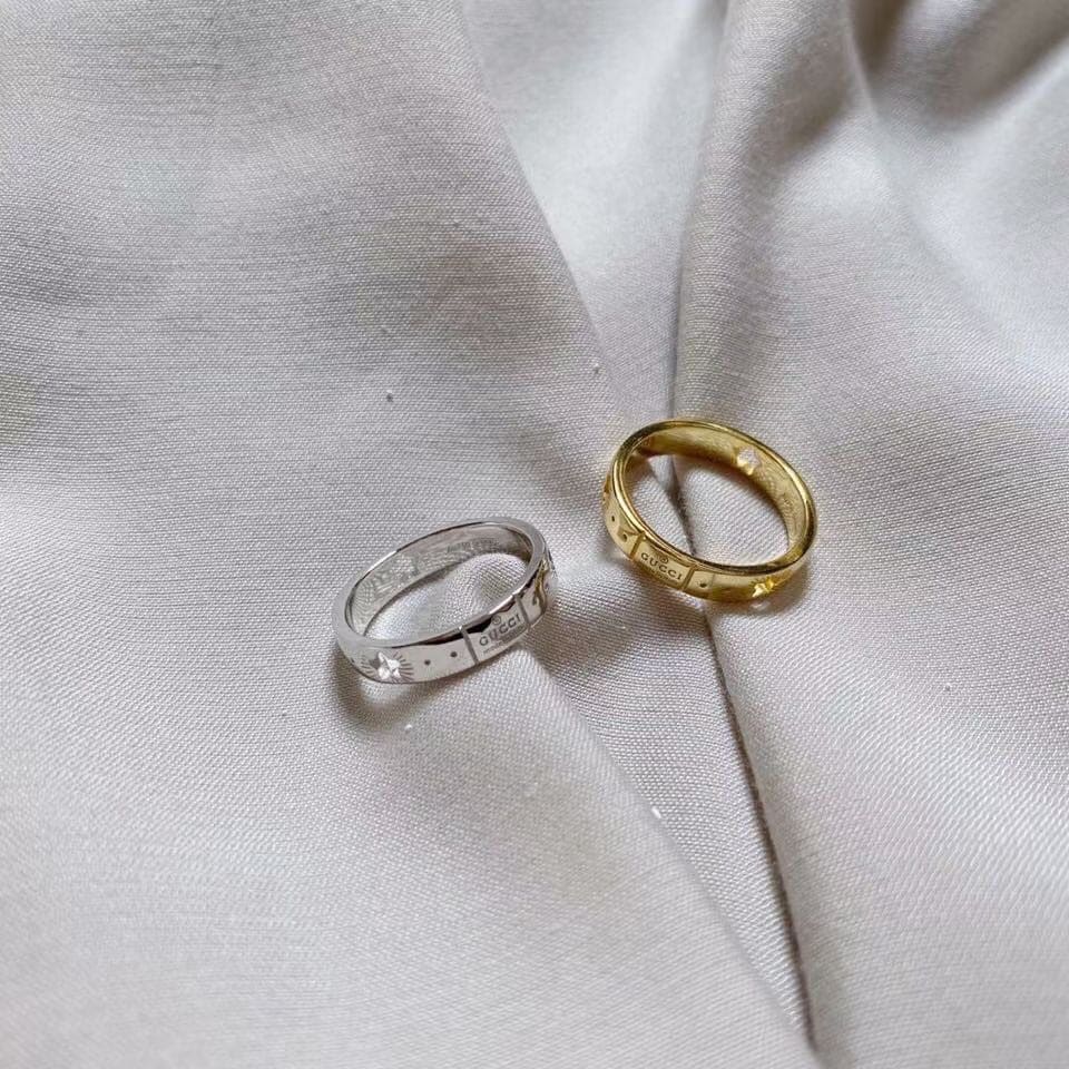 18K Gucci White Gold Ring