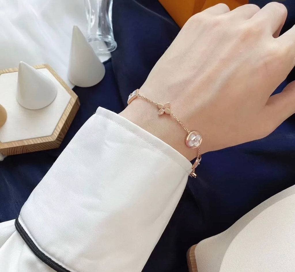 18K Louis Vuitton Colour Blossom BB Multi-Motif Bracelet