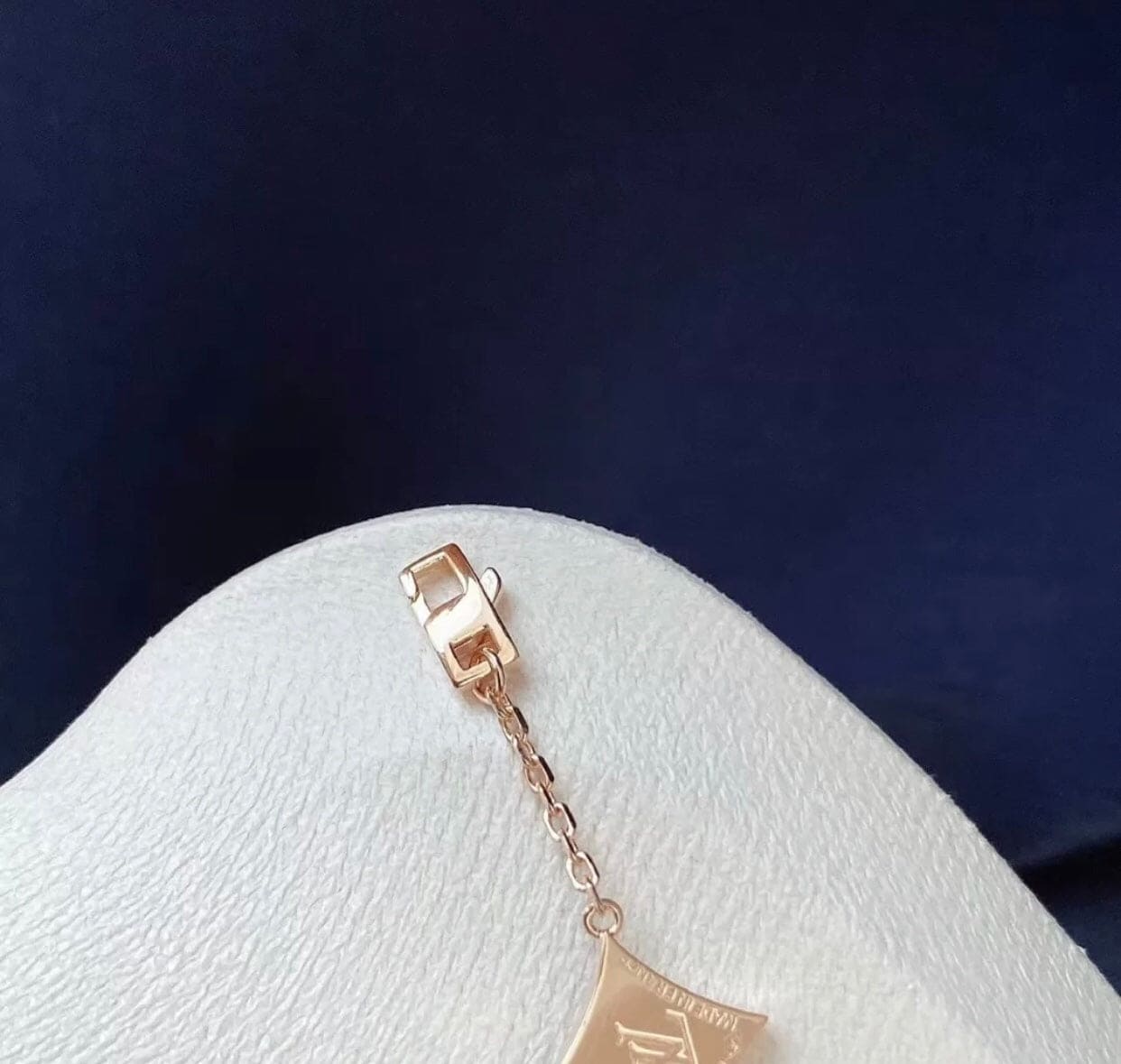 18K Louis Vuitton Colour Blossom BB Multi-Motif Bracelet