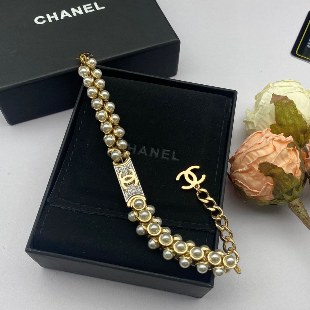 18K Chanel Pearls Chain Bracelet