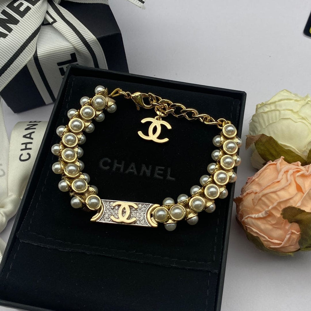 18K Chanel Pearls Chain Bracelet