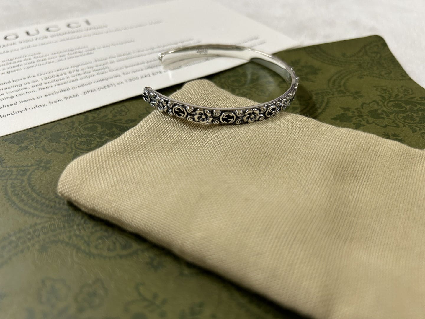 Gucci Interlocking G Cuff With Flowers Bracelet